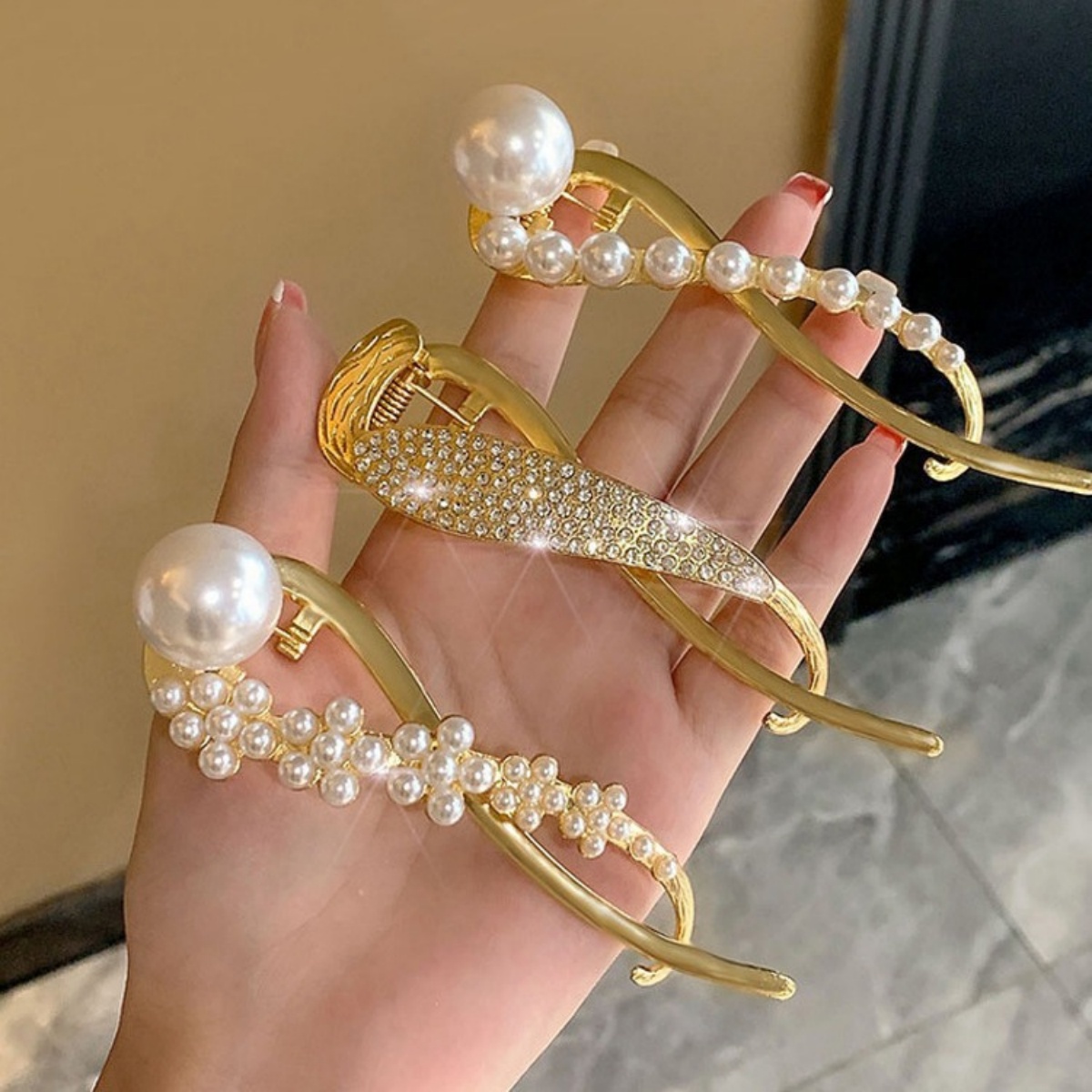 Elegante Glitzer-Perlen-Haarsp – Korean Girl Lifestyle Bewertung und Preis